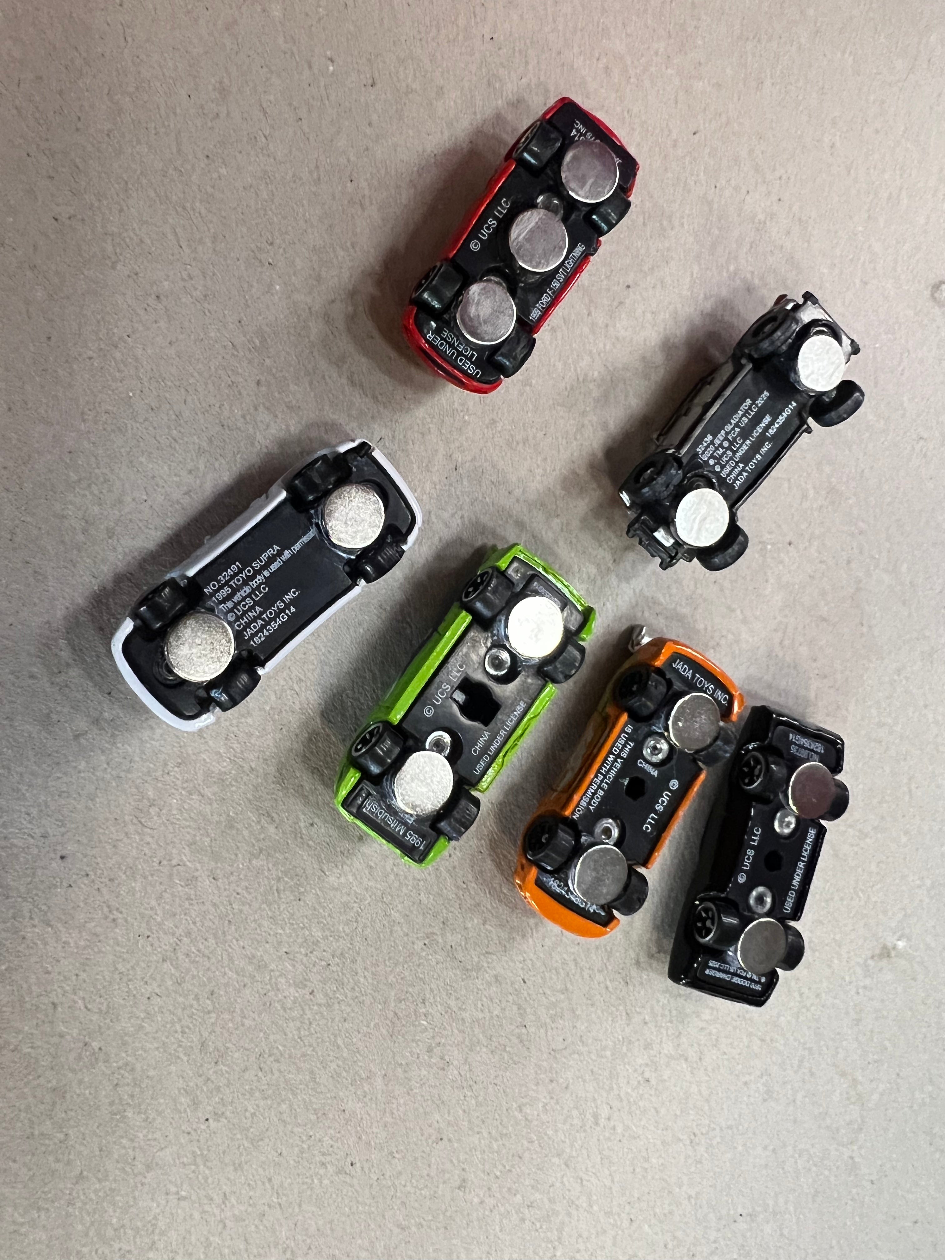 Street Racer Mini Magnets (6 Pack)