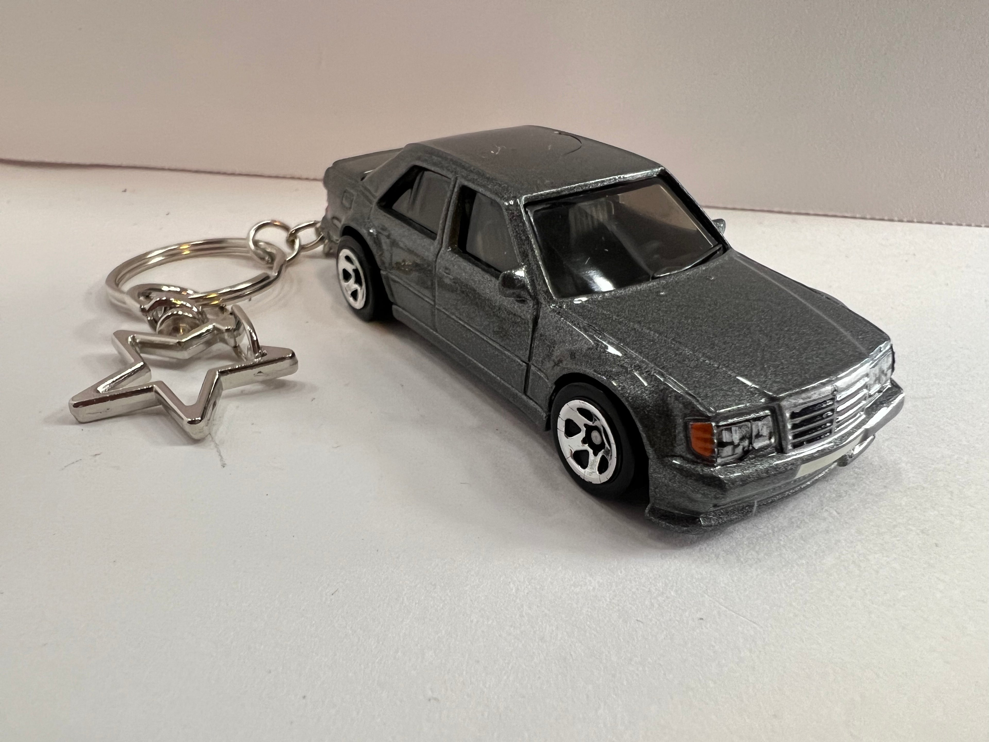 Mercedes-Benz 500E Keychain