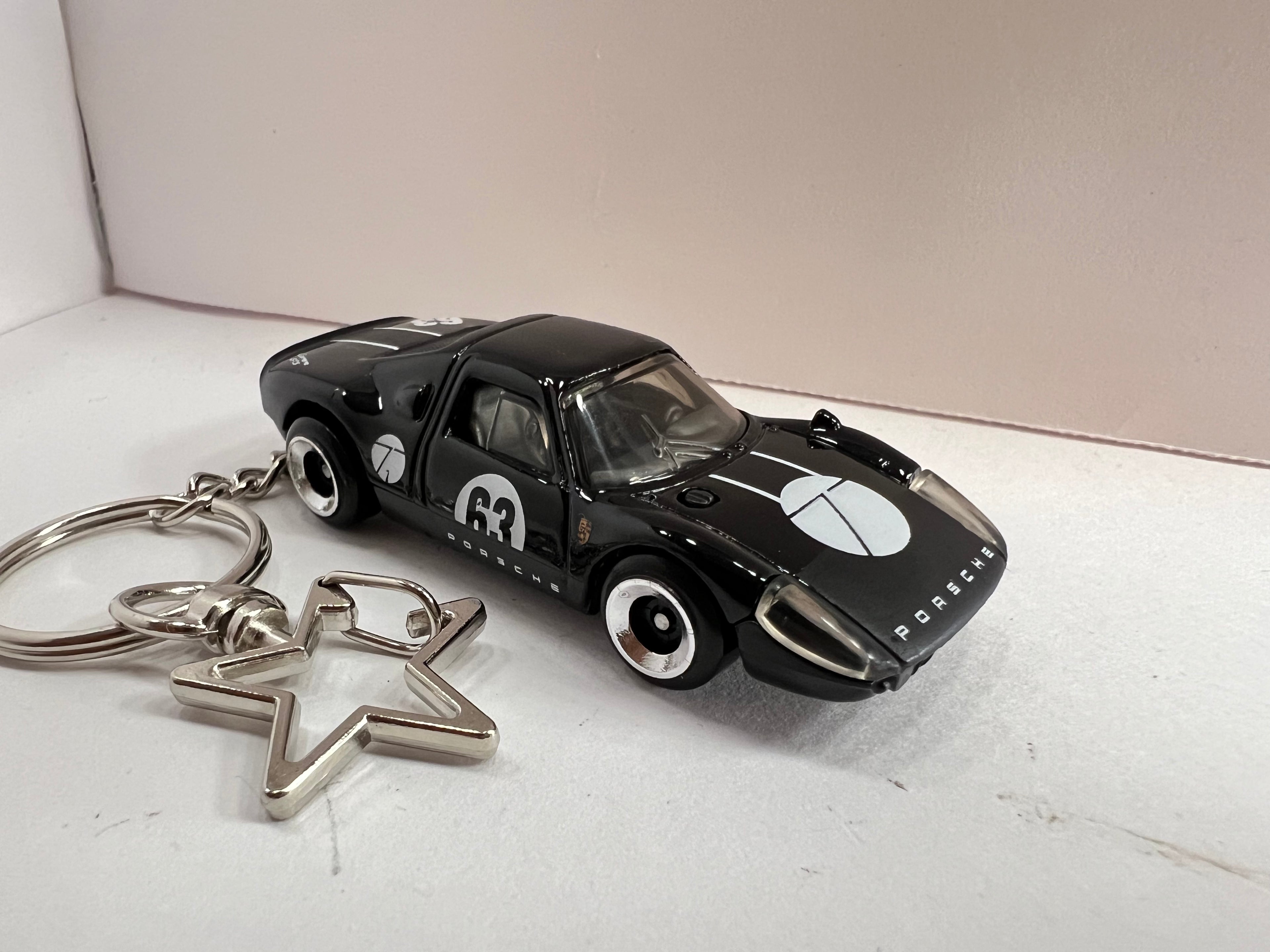 Porsche 904 Carrera GTS Keychain