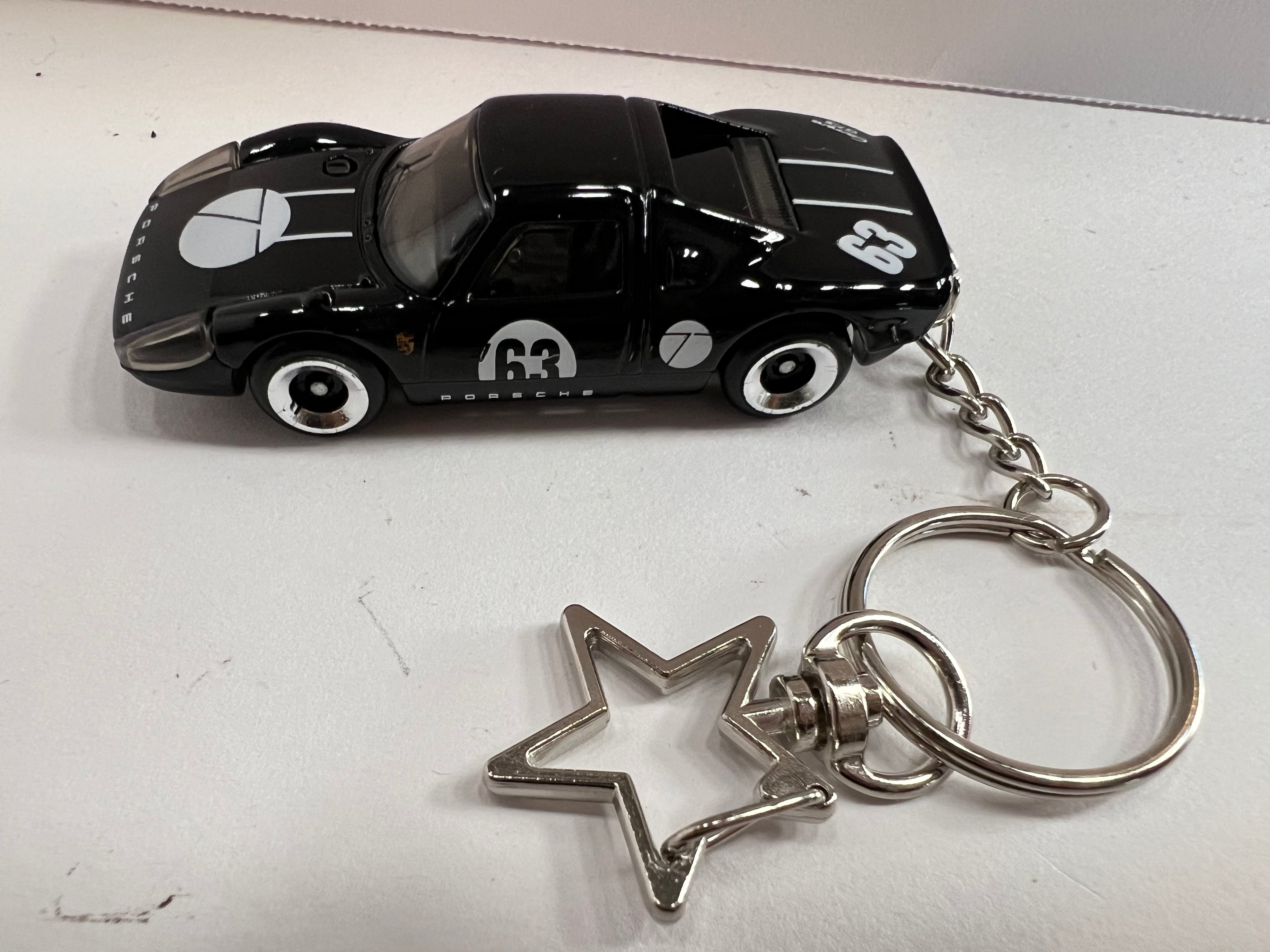 Porsche 904 Carrera GTS Keychain