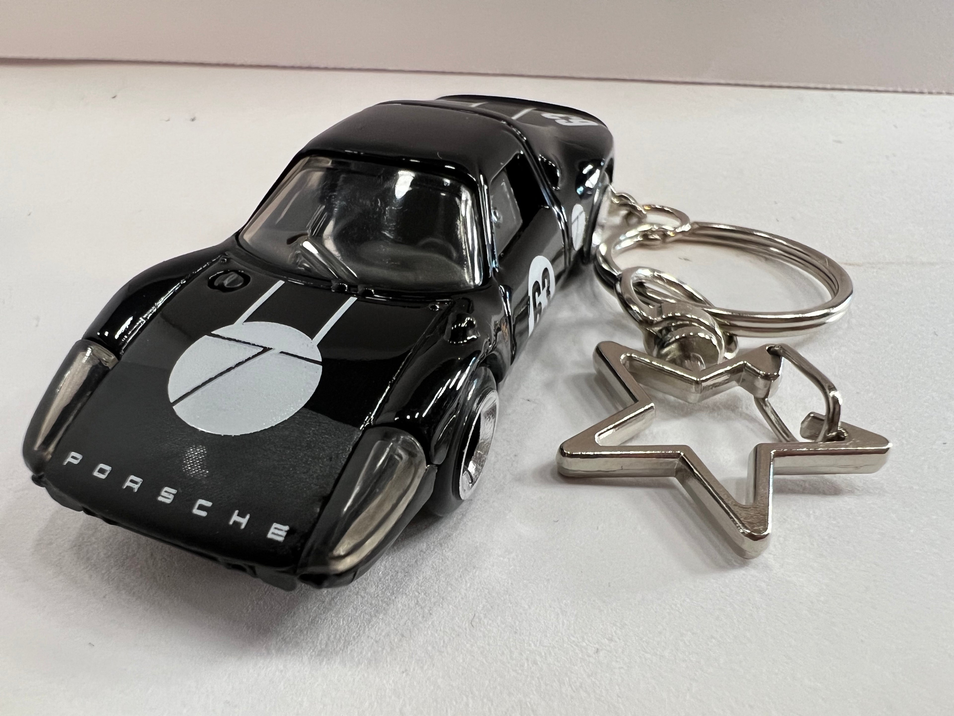 Porsche 904 Carrera GTS Keychain